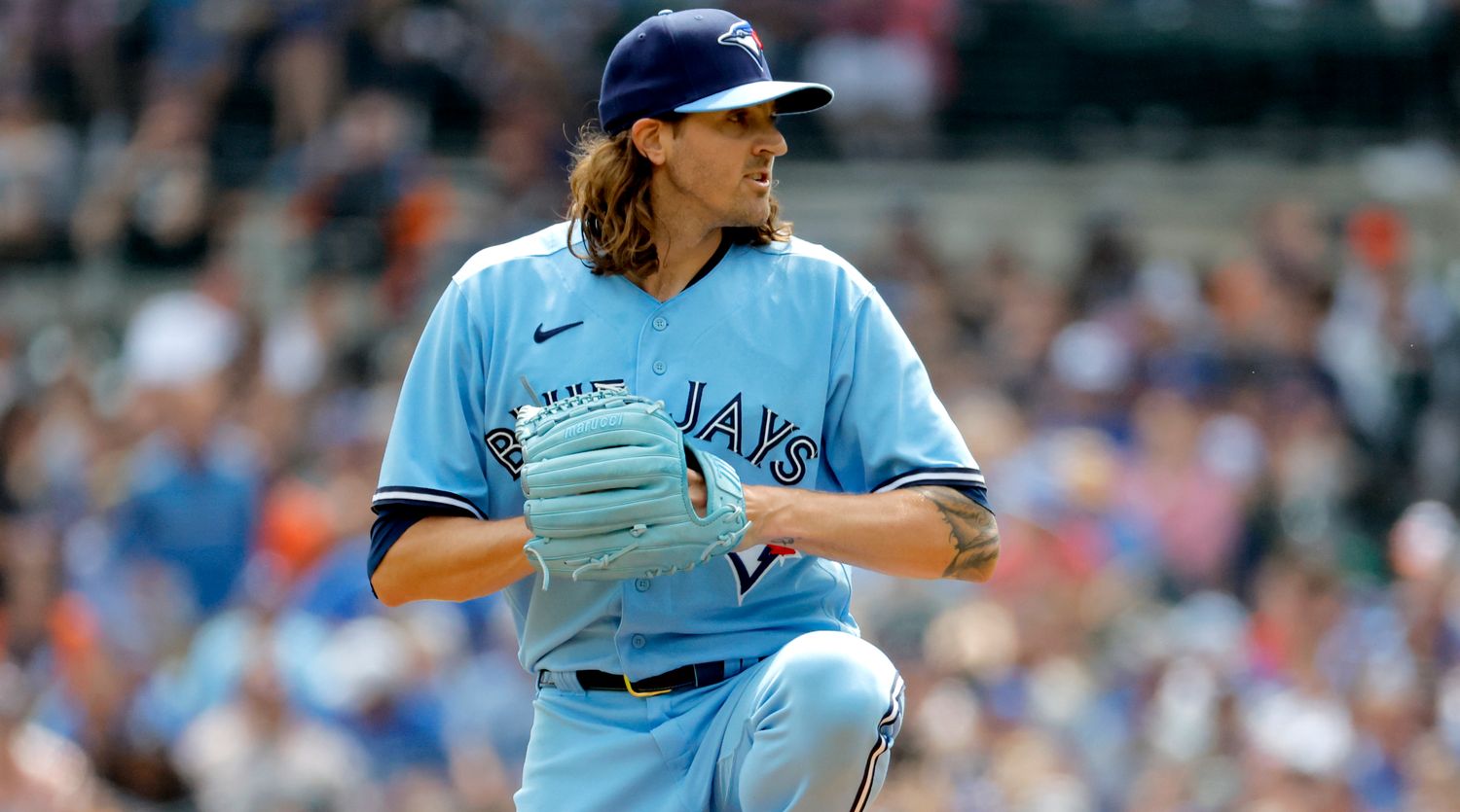 Toronto Blue Jays starting pitcher Kevin Gausman winds up for a pitch against the Detroit Tigers.